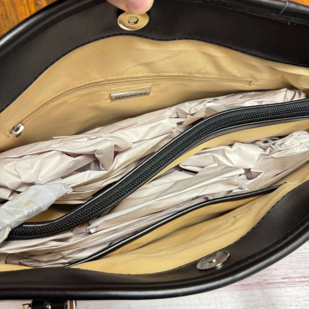 GIANI BERNINI Saffiano Plaid Tote - Picture 4 of 5